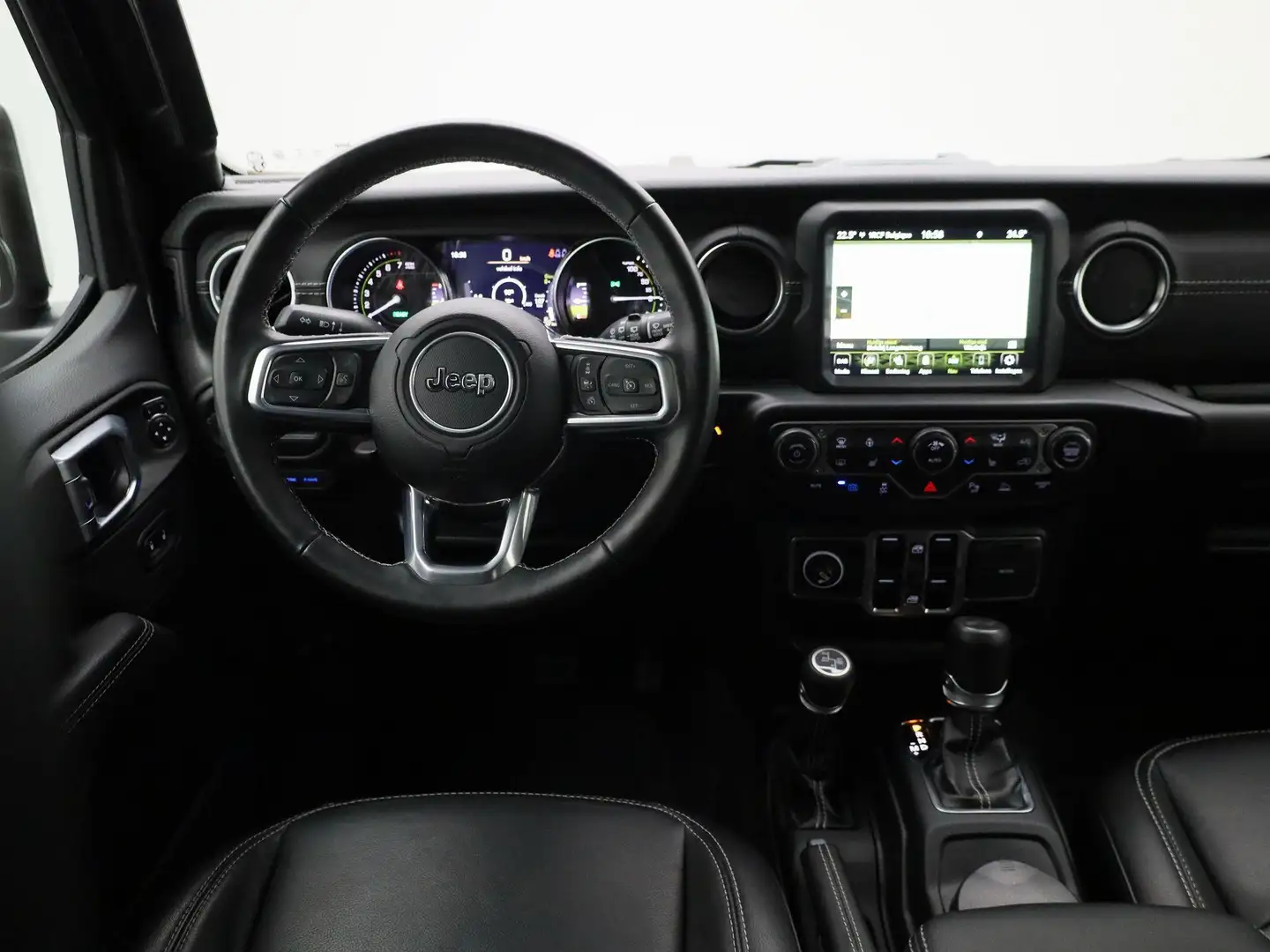 Jeep Wrangler Unlimited 4xe 380 Sahara | Automaat | Leder | Navi Grijs - 2