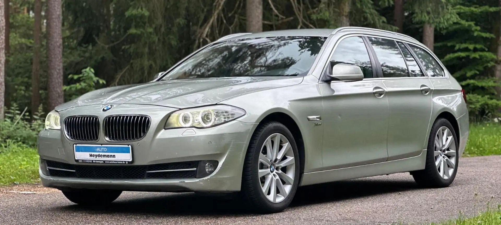 BMW 530 d xDrive Touring Gold - 1