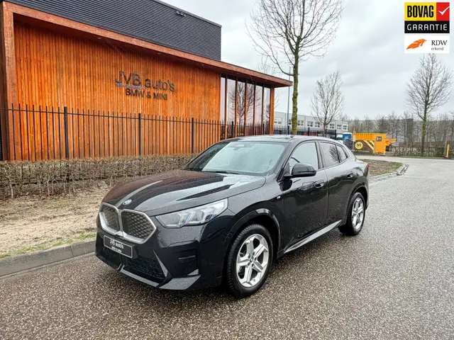 BMW iX2 EDrive20 M- sport, trekhaak, H&K, incl. BTW