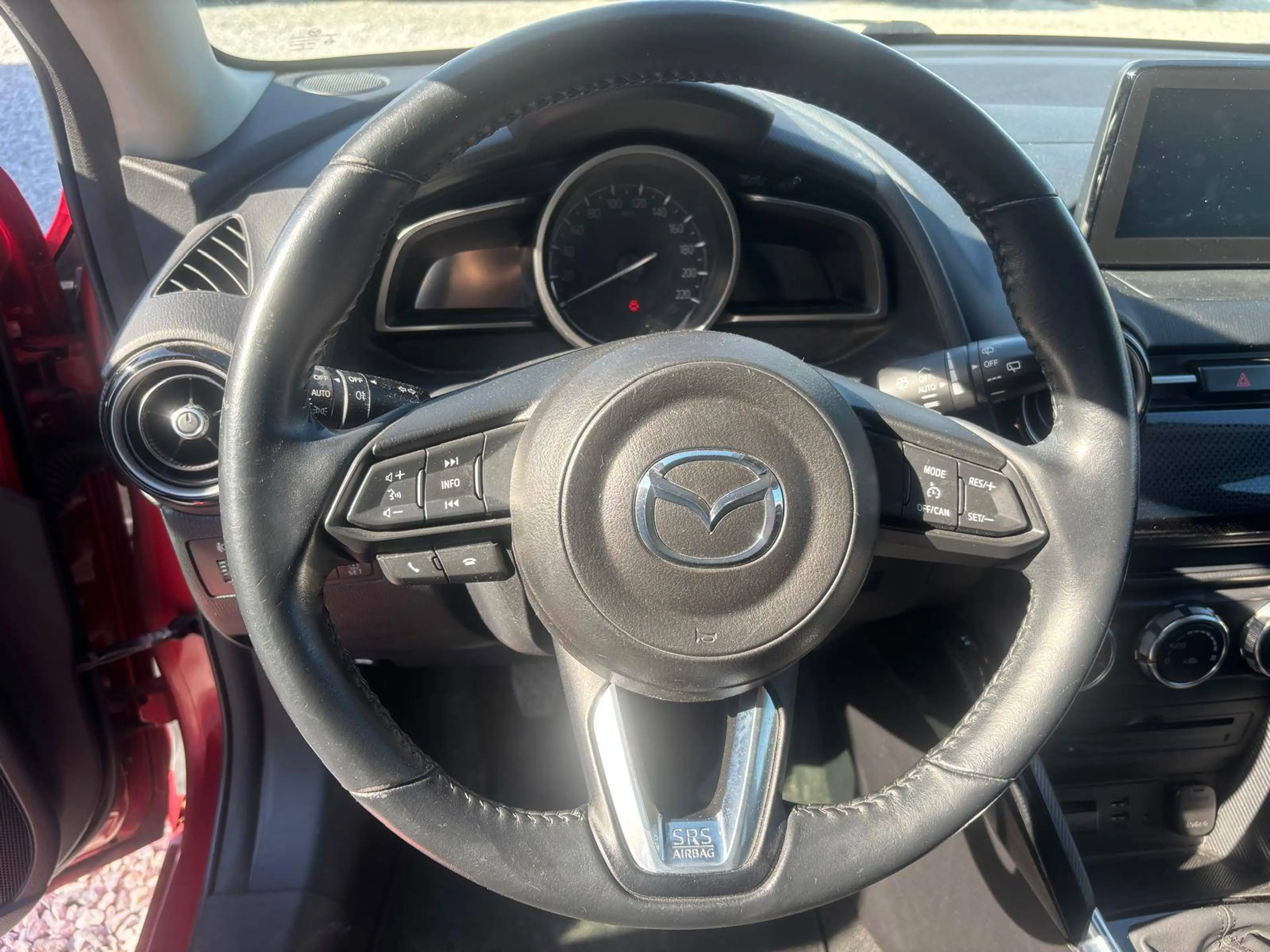 Mazda 2 1.5i Skyactiv-G Skydrive Ginza✅MARCHAND-EXPORT✅ — photo 11