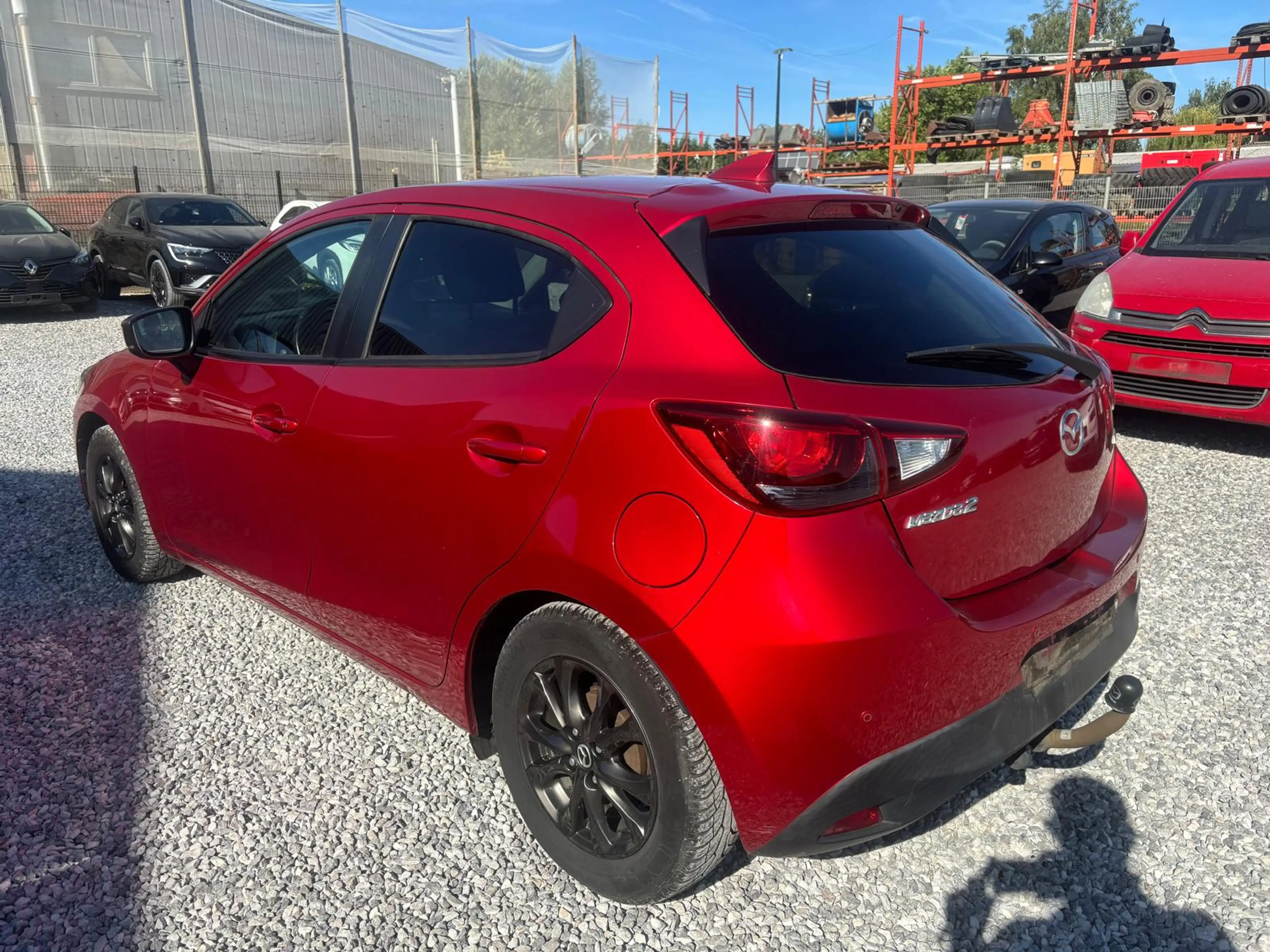 Mazda 2 1.5i Skyactiv-G Skydrive Ginza✅MARCHAND-EXPORT✅ — photo 3