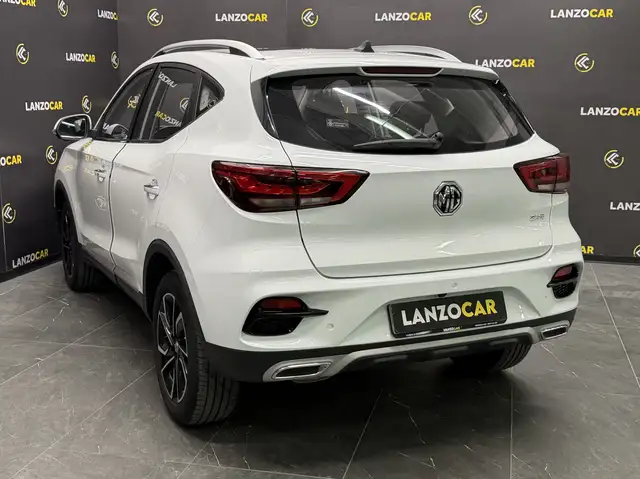 MG ZS view 6