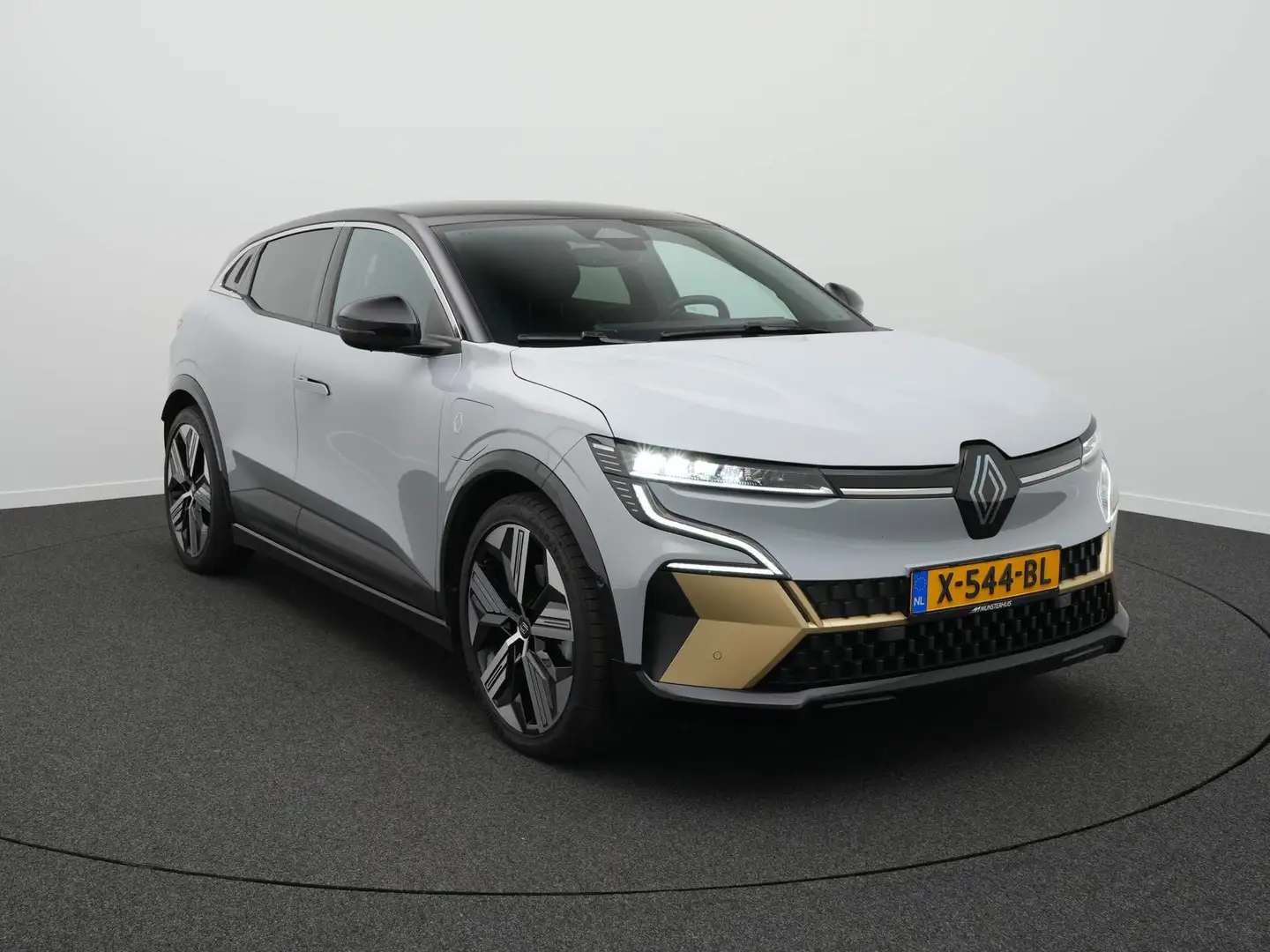 Renault Megane E-Tech EV60 Optimum Charge Iconic - Demo -  Pack Advanced Grigio - 2