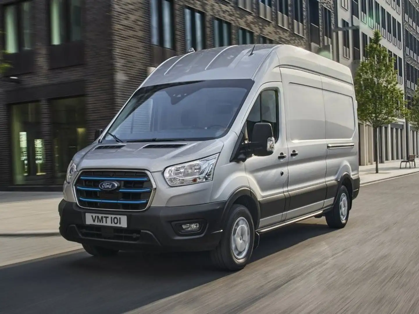 Ford E-Transit Van 350 L2H2 Trend 184CV Batt. 68KWh Auton. 317Km Blanco - 1