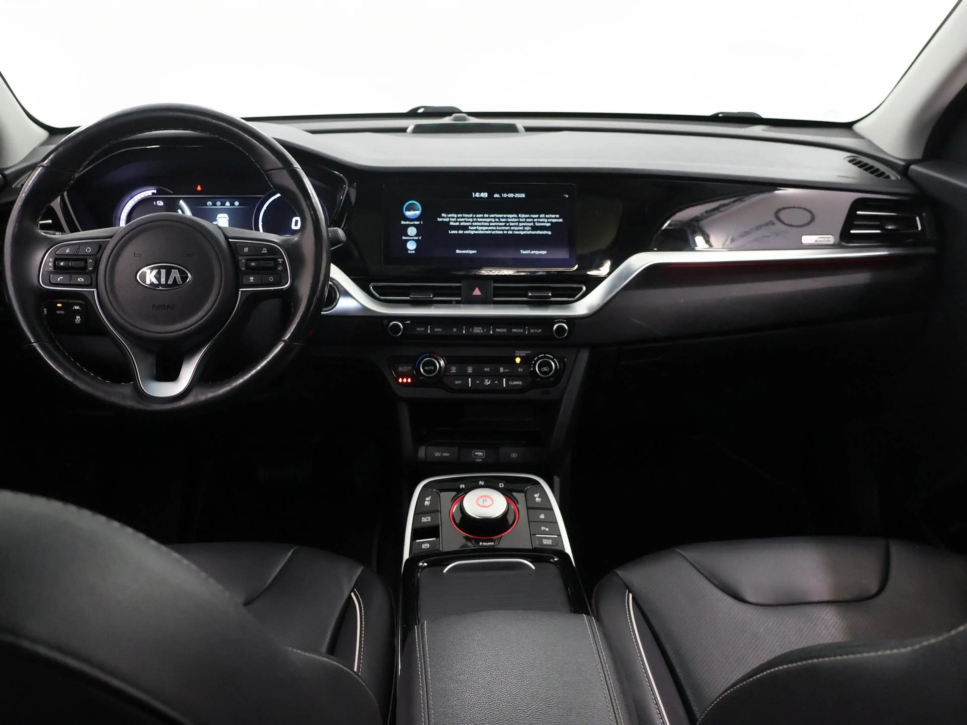 Kia e-Niro ExecutiveLine 64 kWh | Schuifdak | Stoel/Stuurverw — photo 8