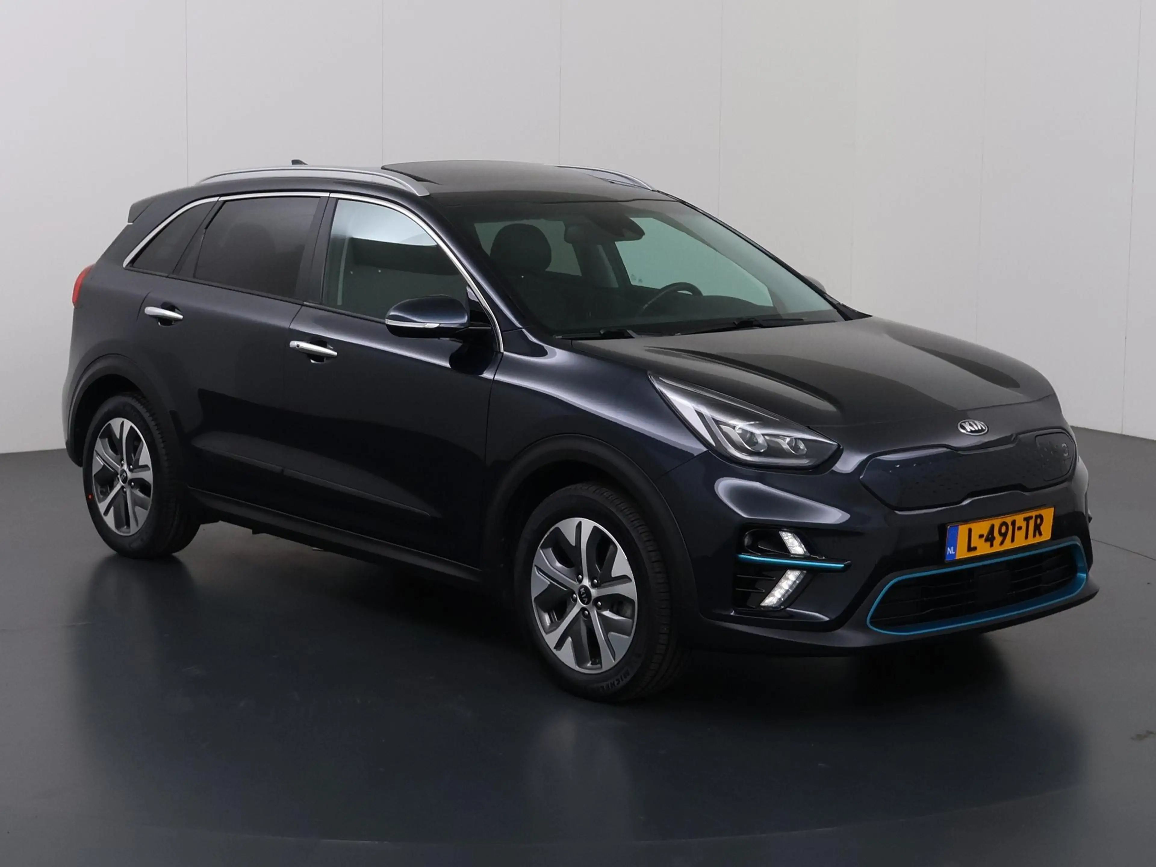 Kia e-Niro ExecutiveLine 64 kWh | Schuifdak | Stoel/Stuurverw — photo 23