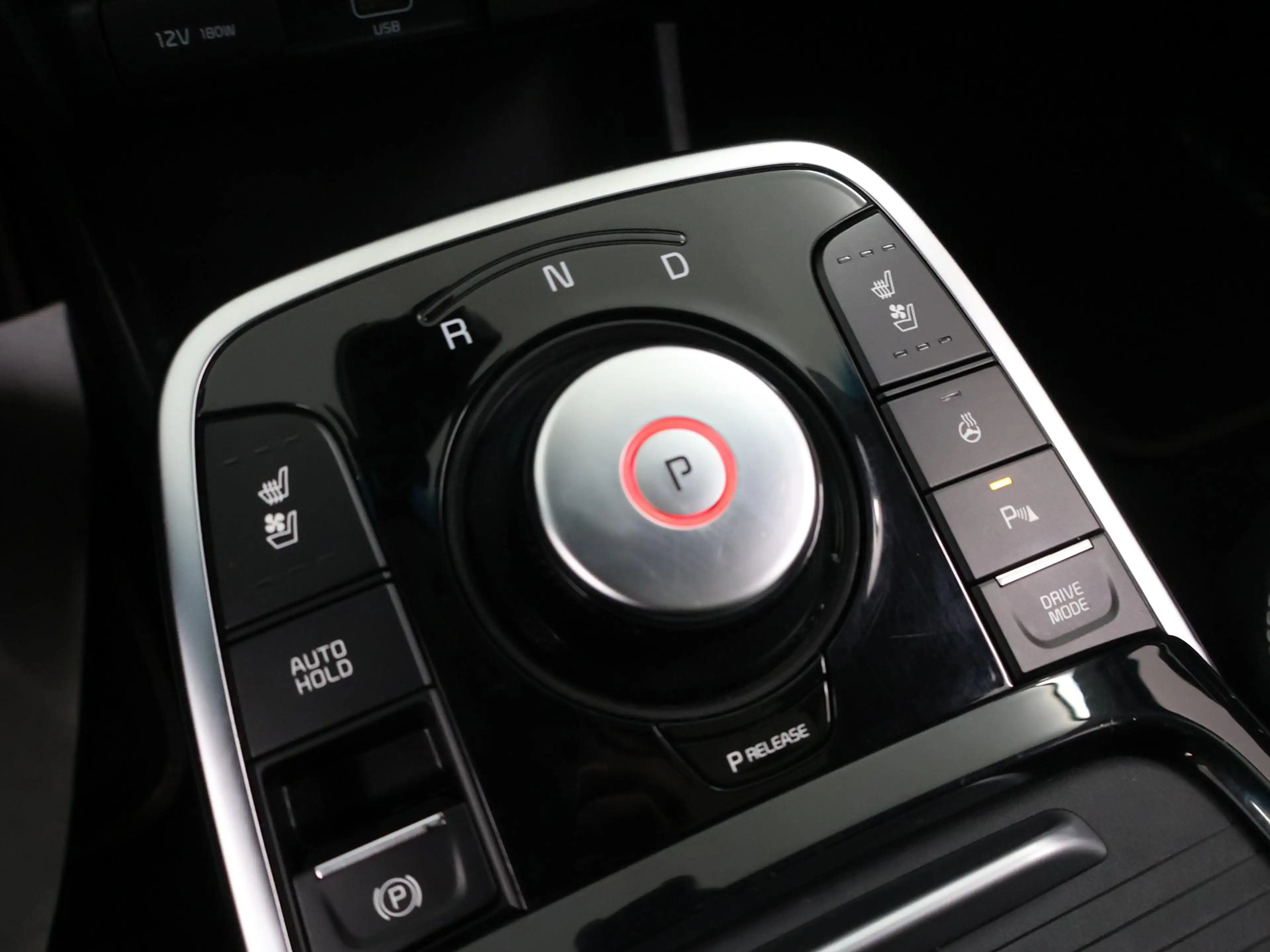 Kia e-Niro ExecutiveLine 64 kWh | Schuifdak | Stoel/Stuurverw — photo 26