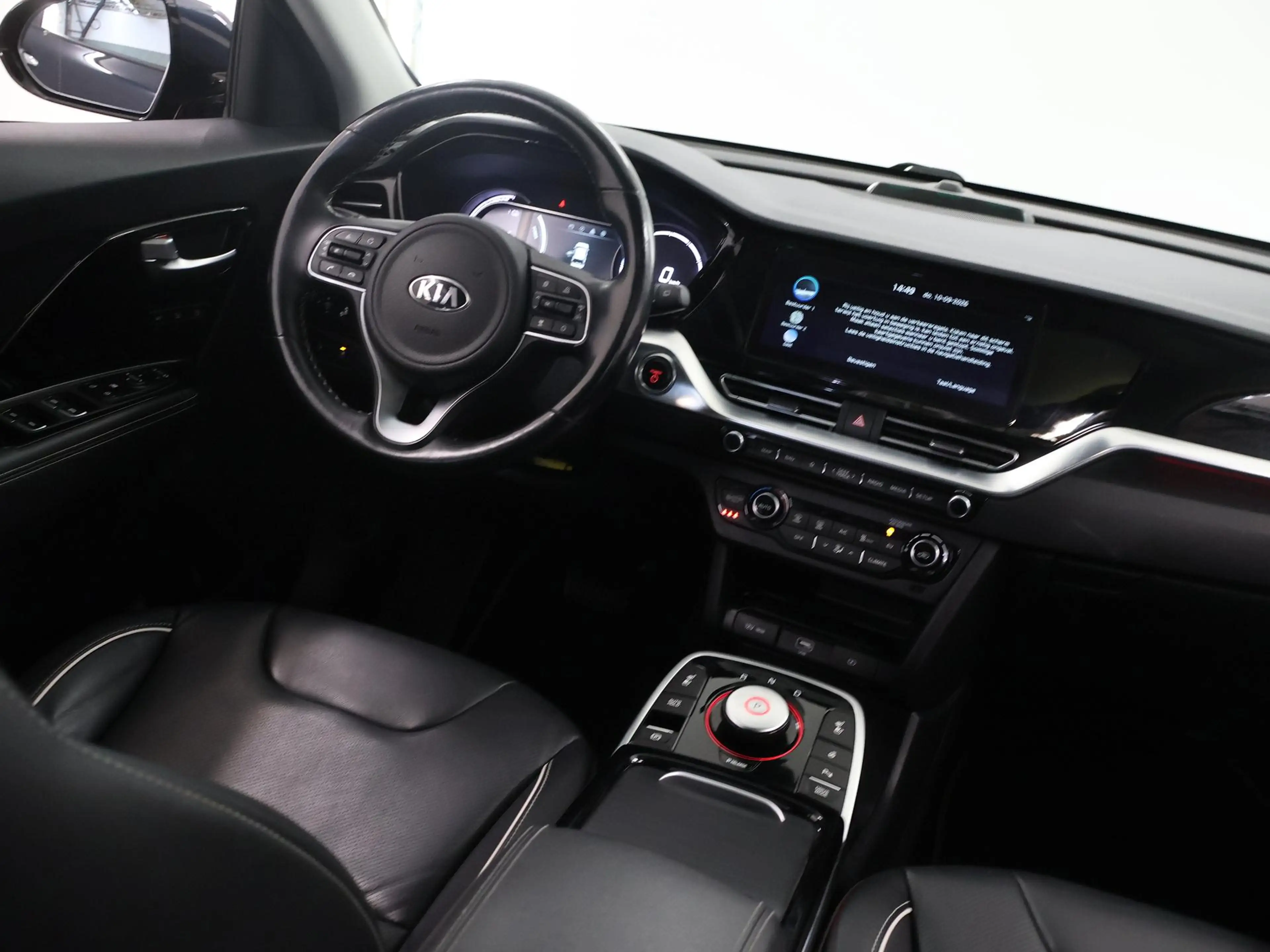 Kia e-Niro ExecutiveLine 64 kWh | Schuifdak | Stoel/Stuurverw — photo 9