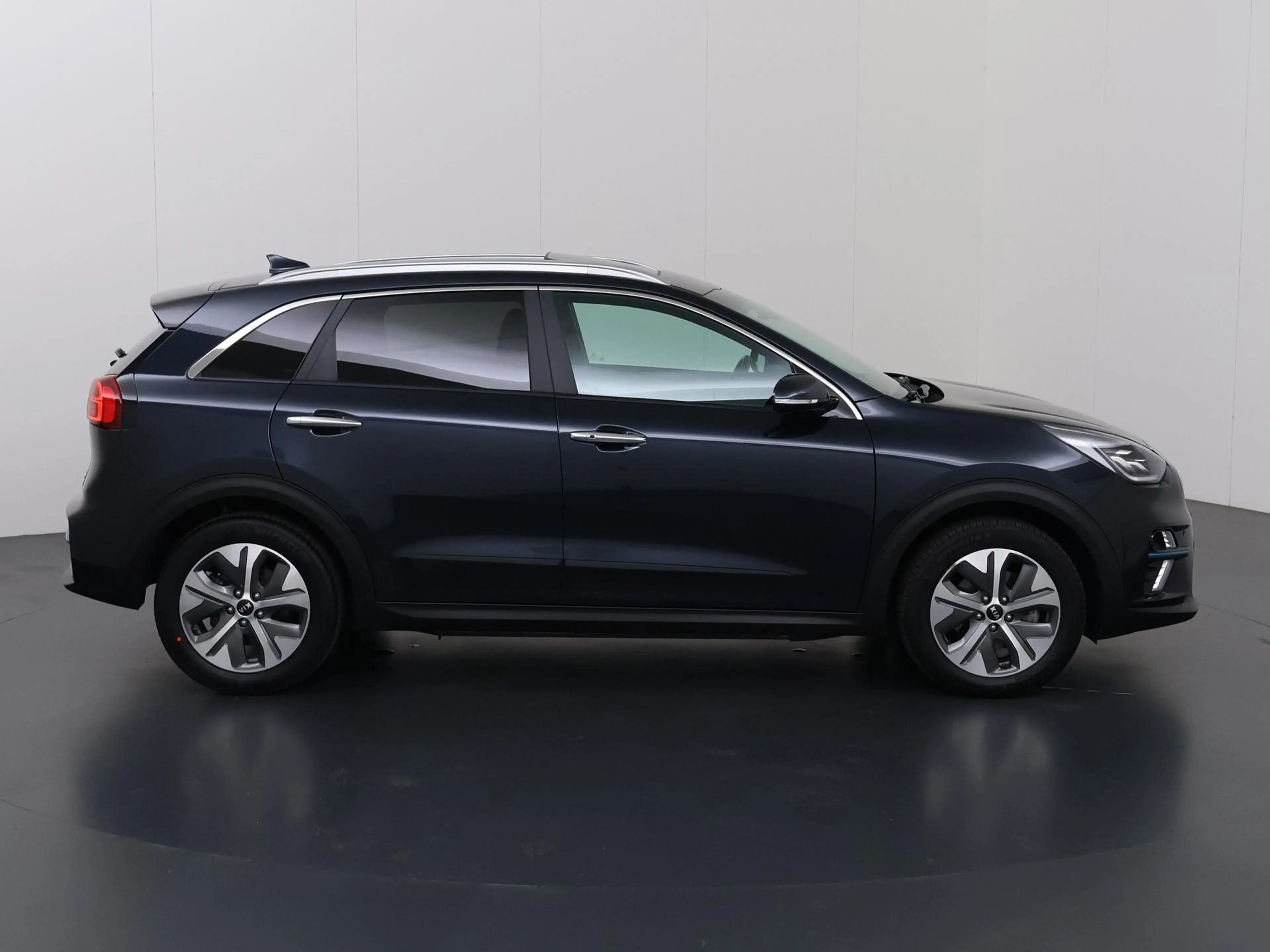Kia e-Niro ExecutiveLine 64 kWh | Schuifdak | Stoel/Stuurverw — photo 6
