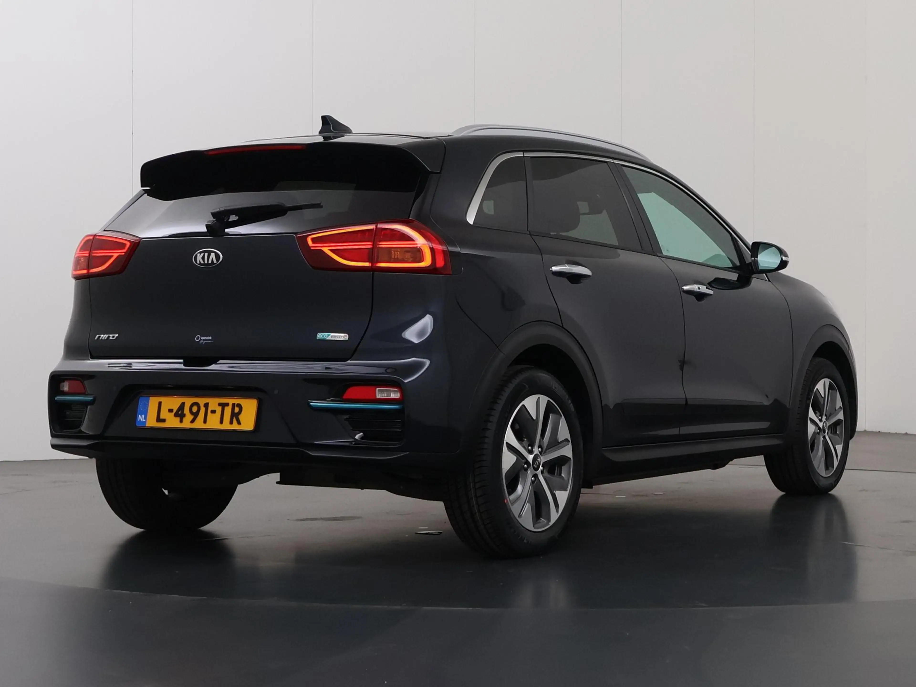 Kia e-Niro ExecutiveLine 64 kWh | Schuifdak | Stoel/Stuurverw — photo 2