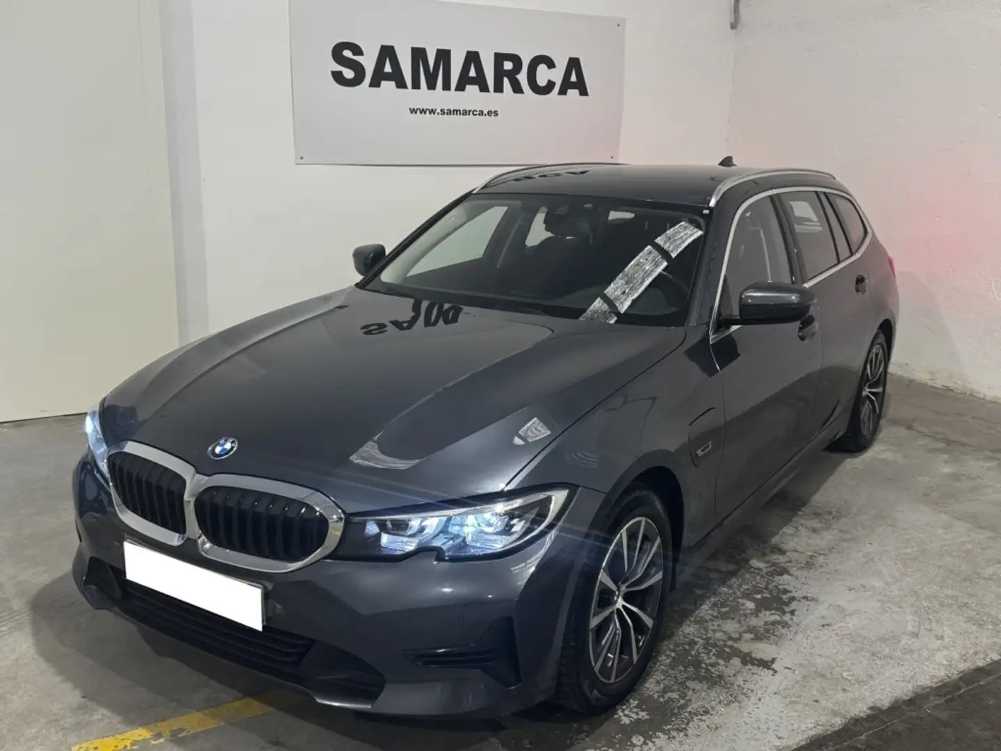 BMW BMW Serie 3 Familiar  Automático de 5 Puertas Gris - 1
