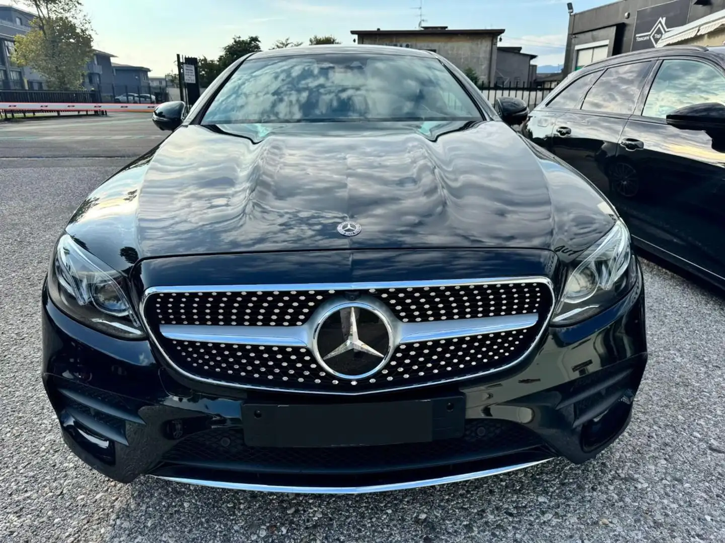 Mercedes-Benz E 350 EQ-Boost Premium Plus Nero - 2