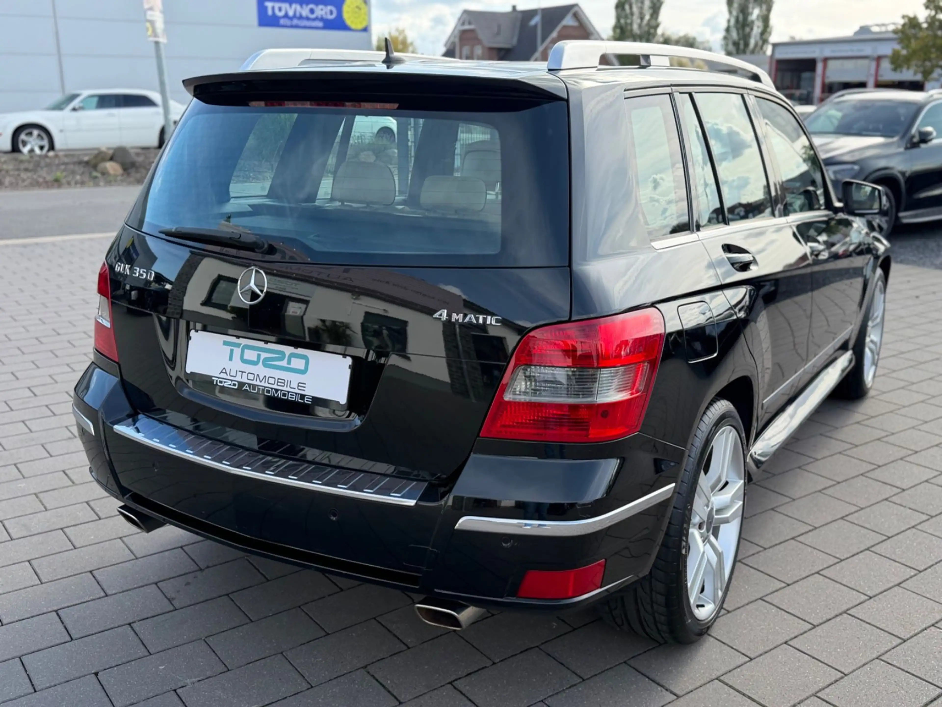 Mercedes-Benz GLK 350 4Matic*MEMORY*LEDER*PANO*MB-SCHECKHEFT* — photo 8