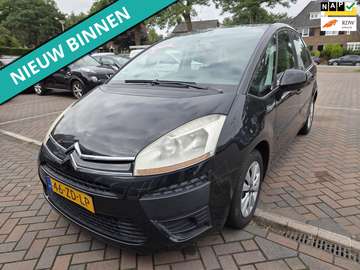 1.8-16V Prestige 5p. NETTE AUTO RIJDT EN SCHAKELT