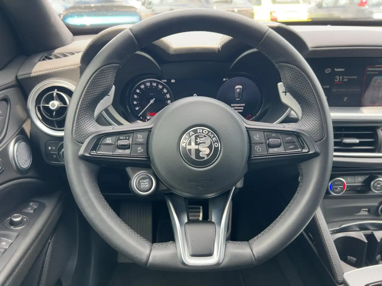 Alfa Romeo Stelvio 2024 — фото 10