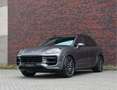 Porsche Cayenne 3.0 E-Hybrid | Pano - Trekhaak - Pas. Display Grau - thumbnail 16