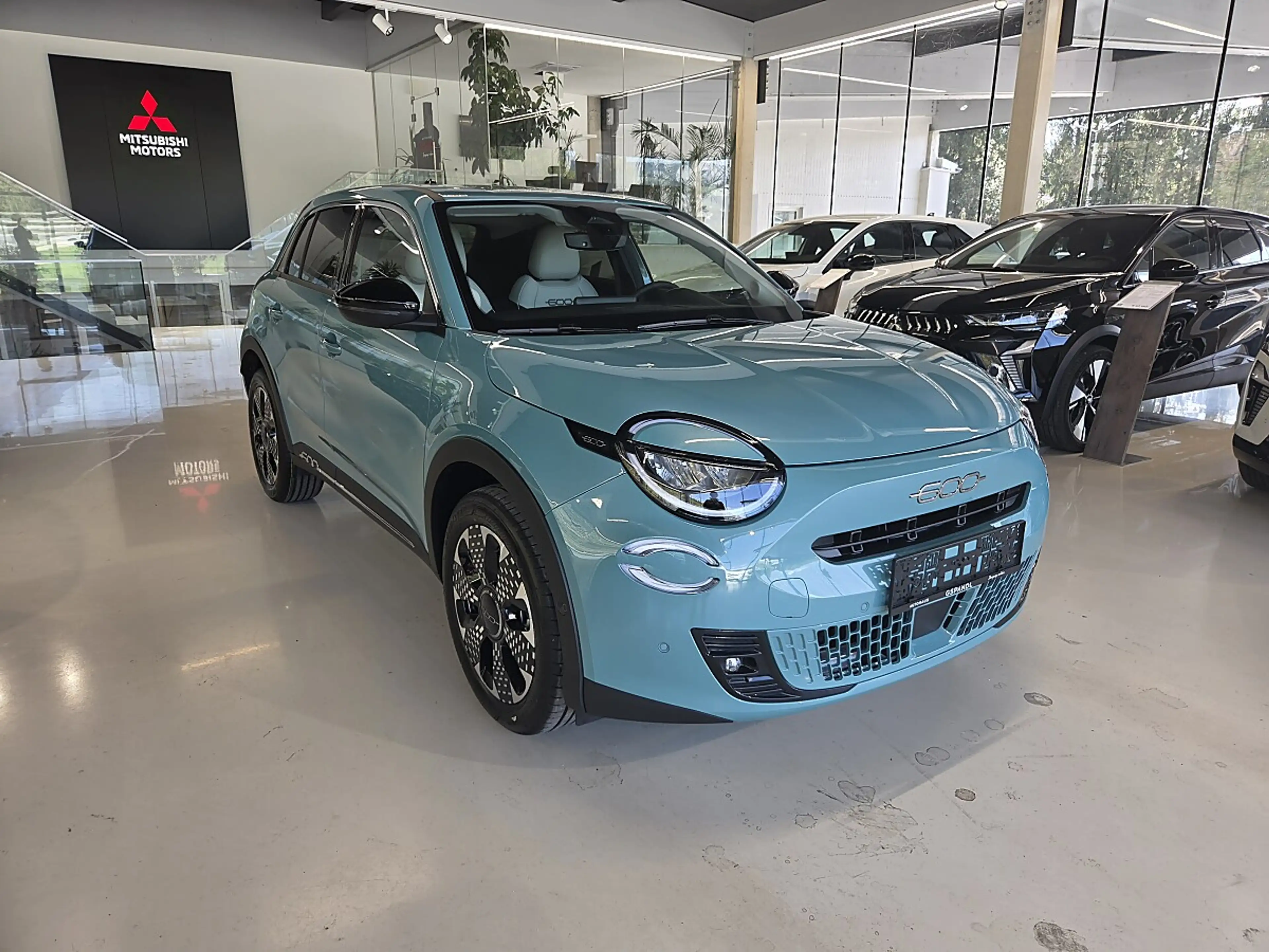 Fiat 600 Hybrid mHEV 110 6-Gang eDCT La Prima — photo 5
