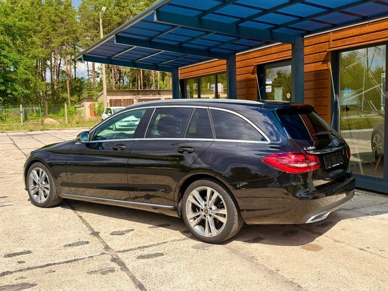 Mercedes-Benz C 200 Widescreen LED High Standheizung — photo 3