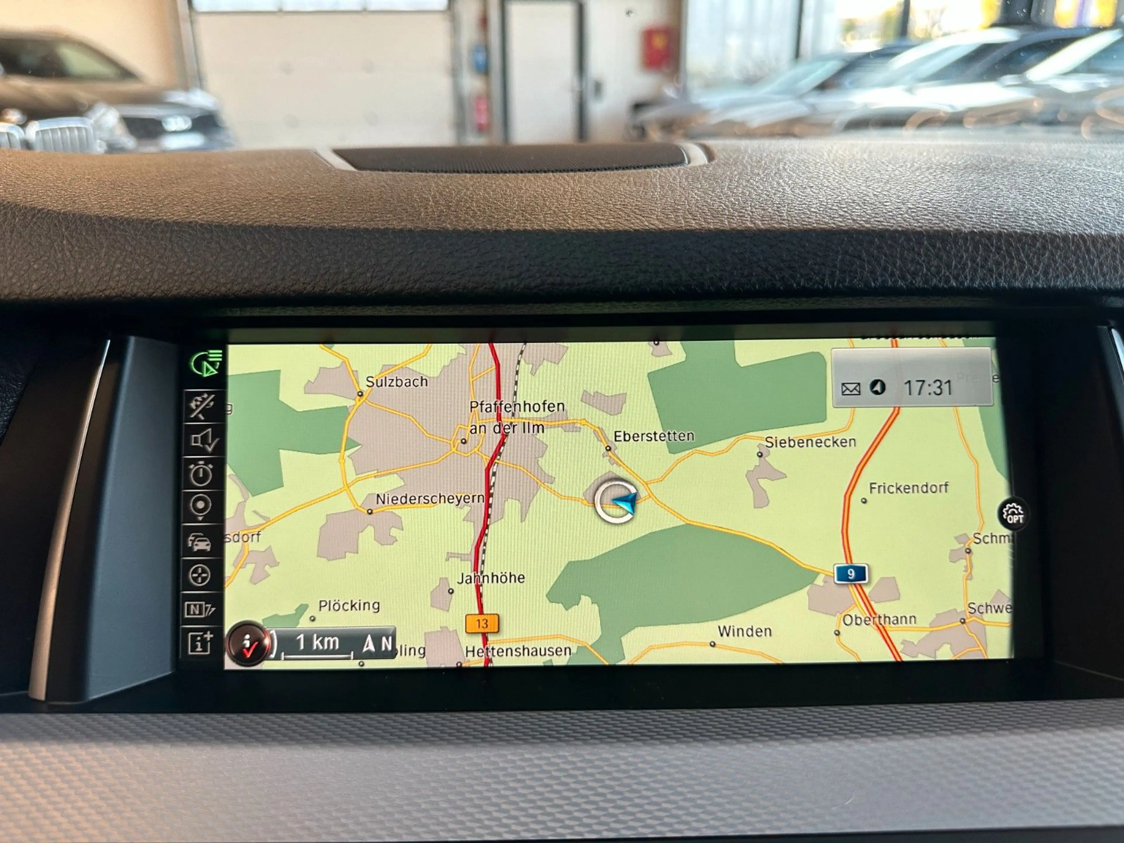 BMW 550 *Vollausstattung*HeadUP*4-ZONEN*AHK*LEDER* — photo 13