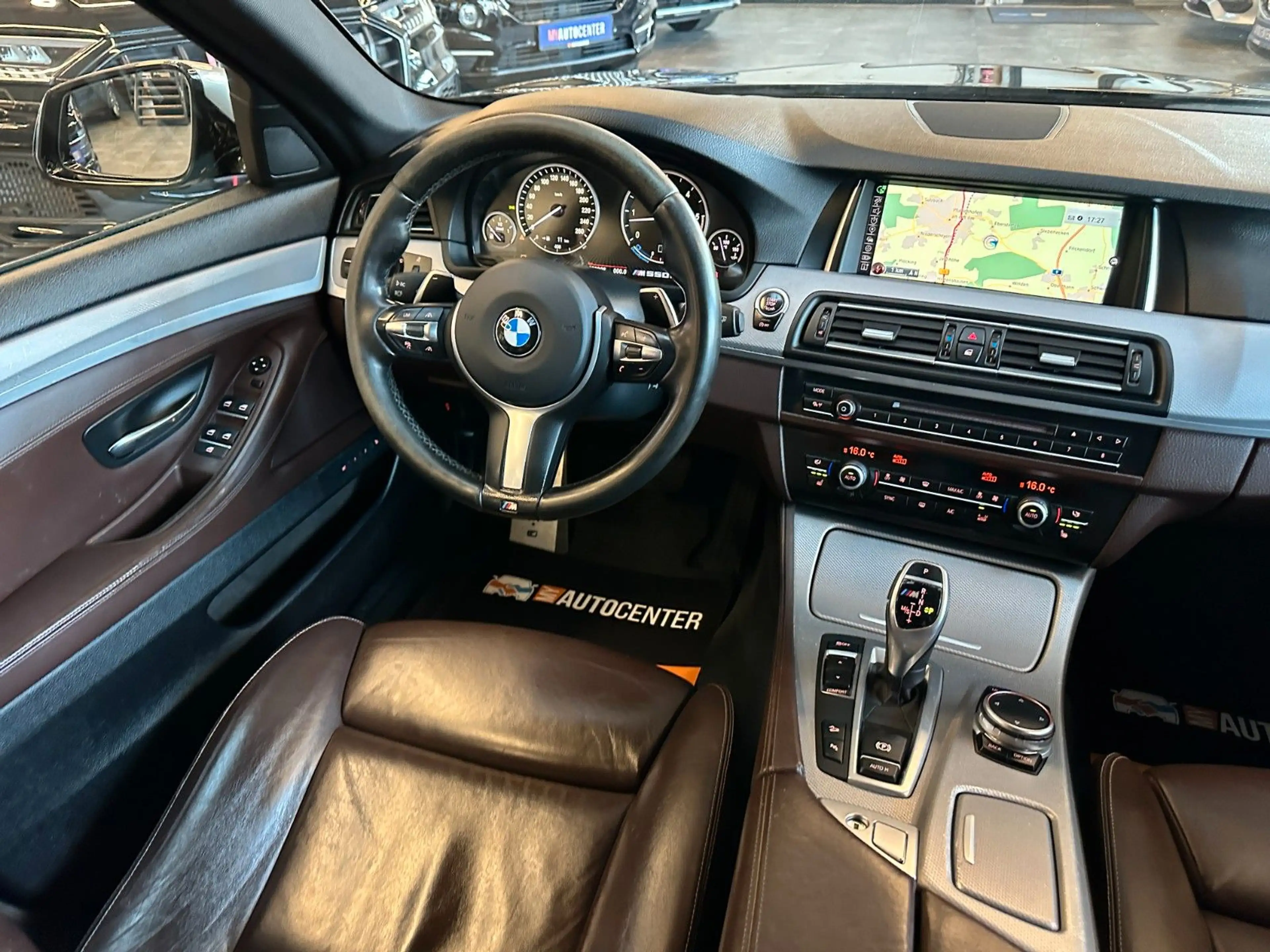 BMW 550 *Vollausstattung*HeadUP*4-ZONEN*AHK*LEDER* — photo 7