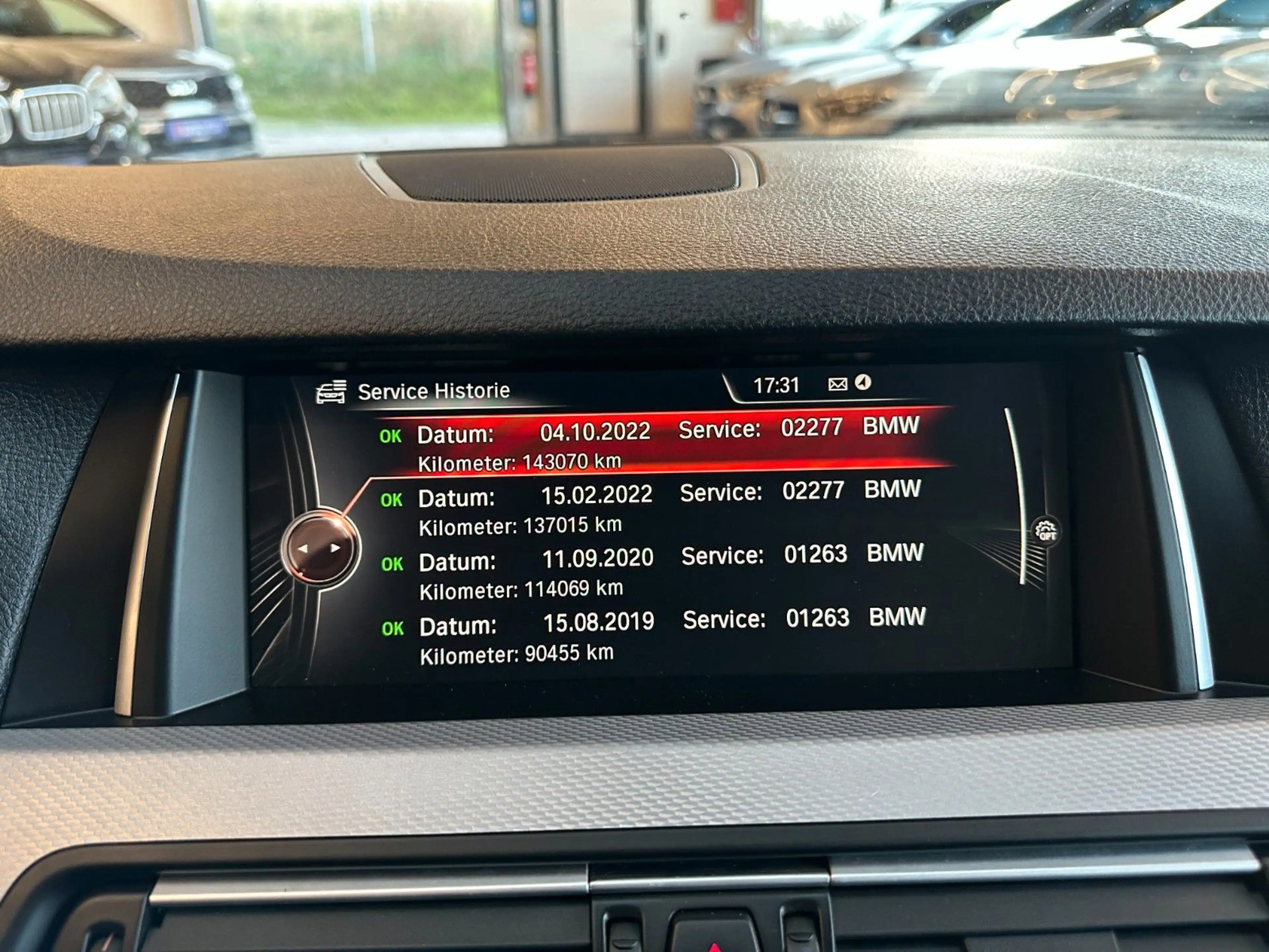 BMW 550 *Vollausstattung*HeadUP*4-ZONEN*AHK*LEDER* — photo 14