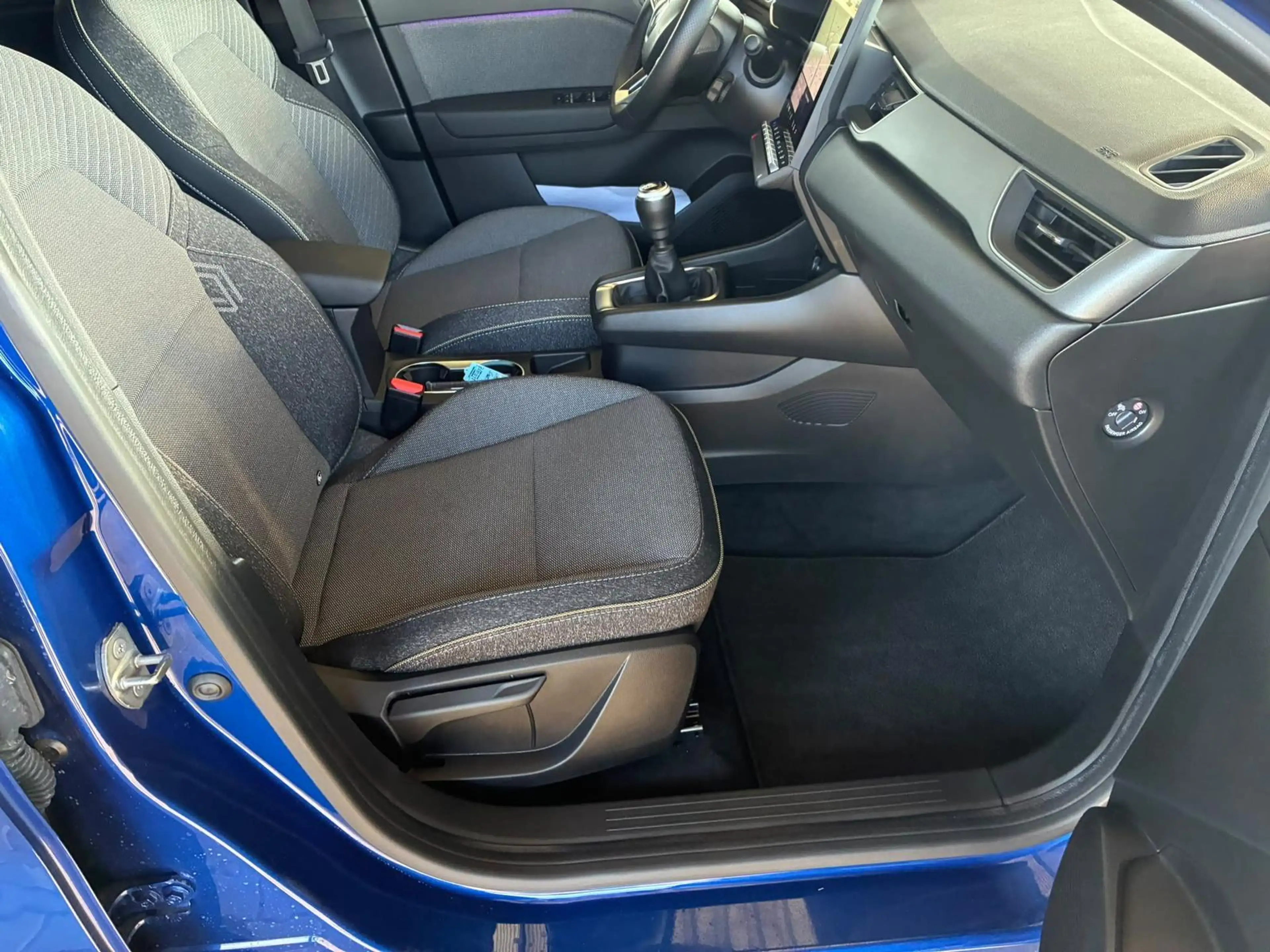 Renault Captur Techno TCe 90 1.0 Turbo 6-MT / Tempomat Kamera ... — photo 11