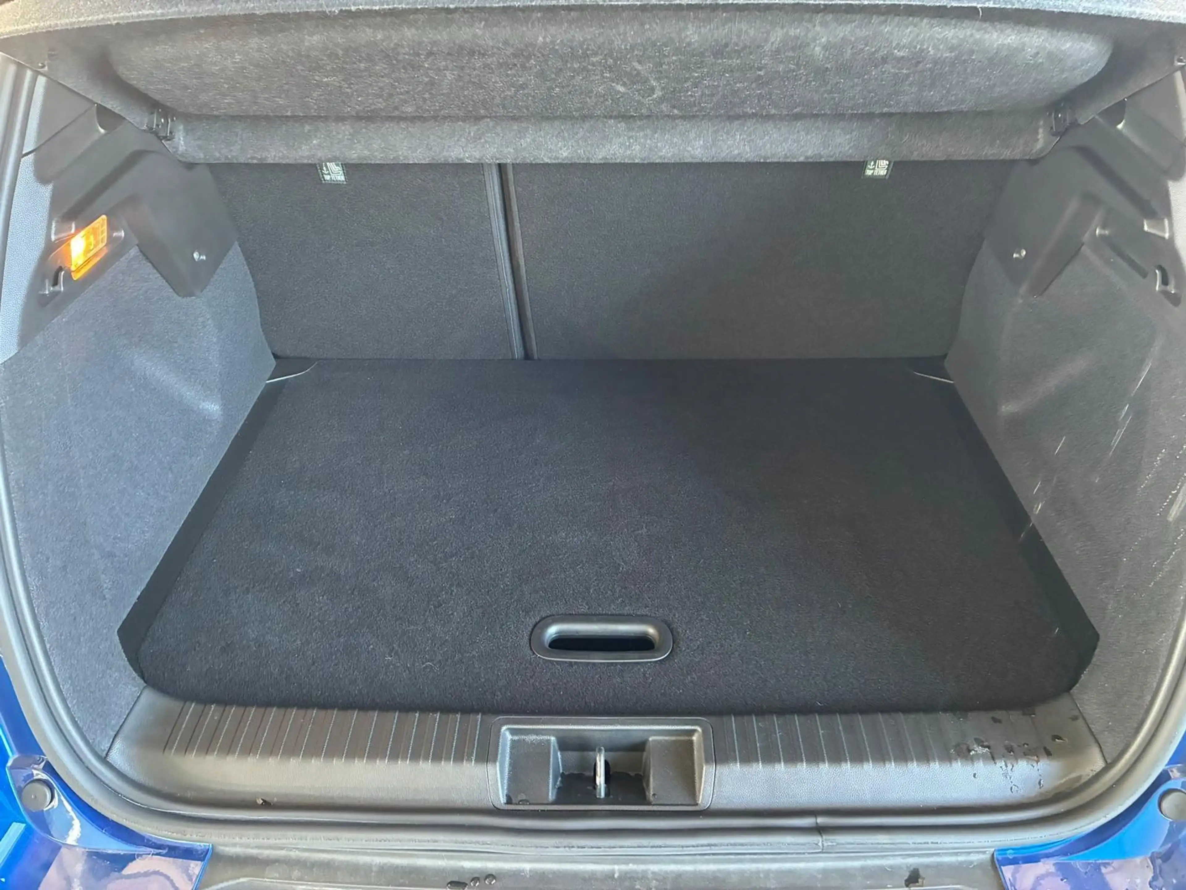 Renault Captur Techno TCe 90 1.0 Turbo 6-MT / Tempomat Kamera ... — photo 8