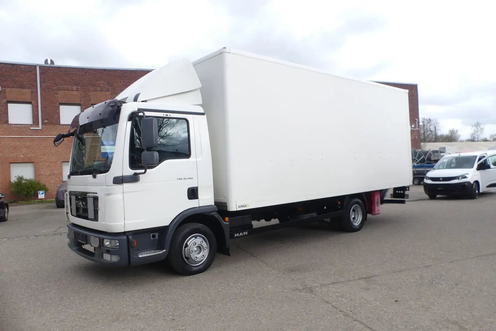 MAN TGL 8.180 Maxi Möbel BL*Temp*Klima*LBW*Retarder* Blanc - 1