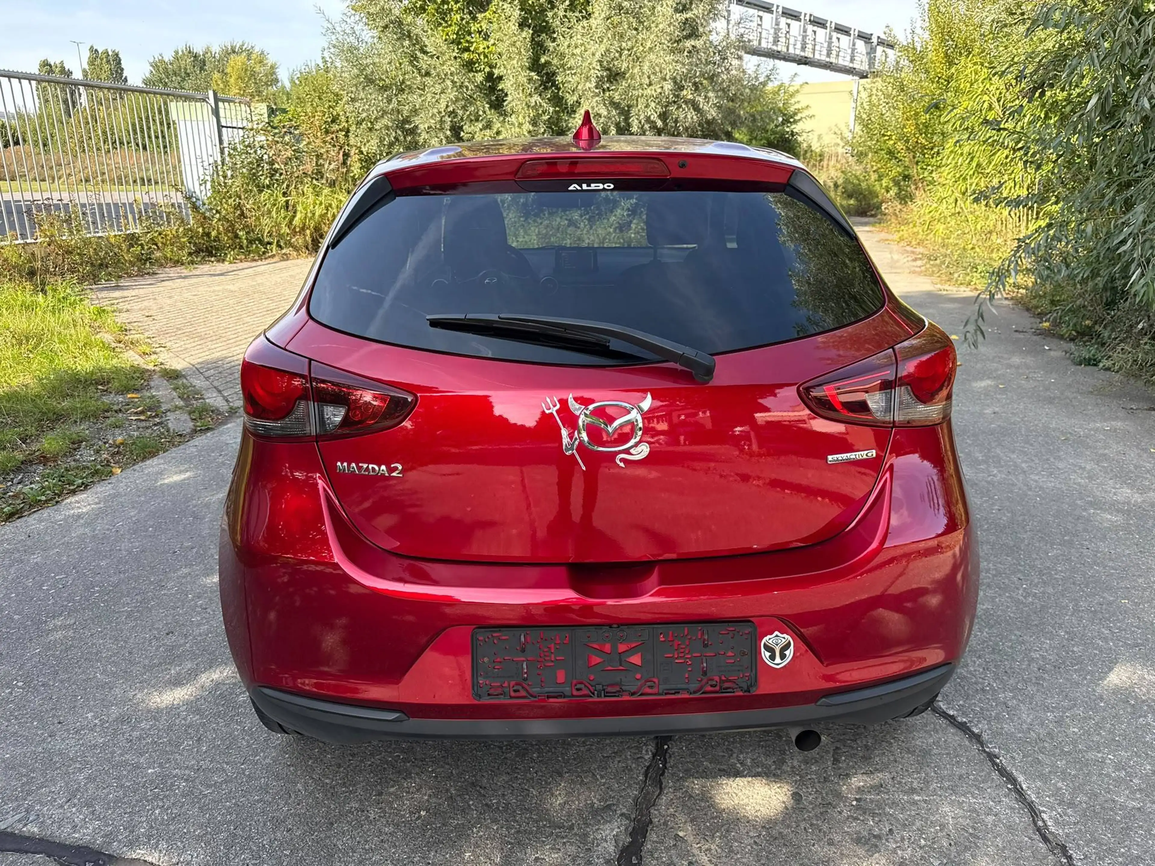 Mazda 2 1.5i Skyactiv-G MHEV Pure GARANTIE 1 AN/JAAR — photo 8
