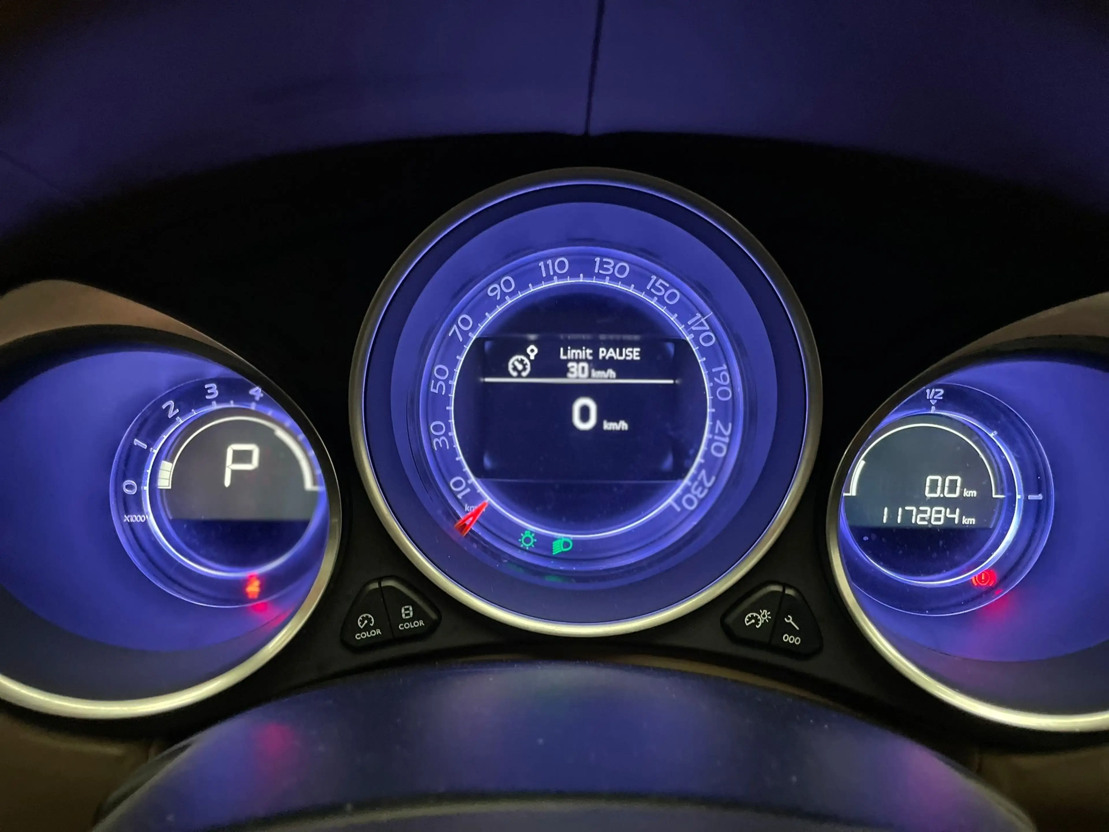 DS Automobiles DS 4 Crossback DS 4 Crossback 2.0 BlueHDi So Chic S — photo 11