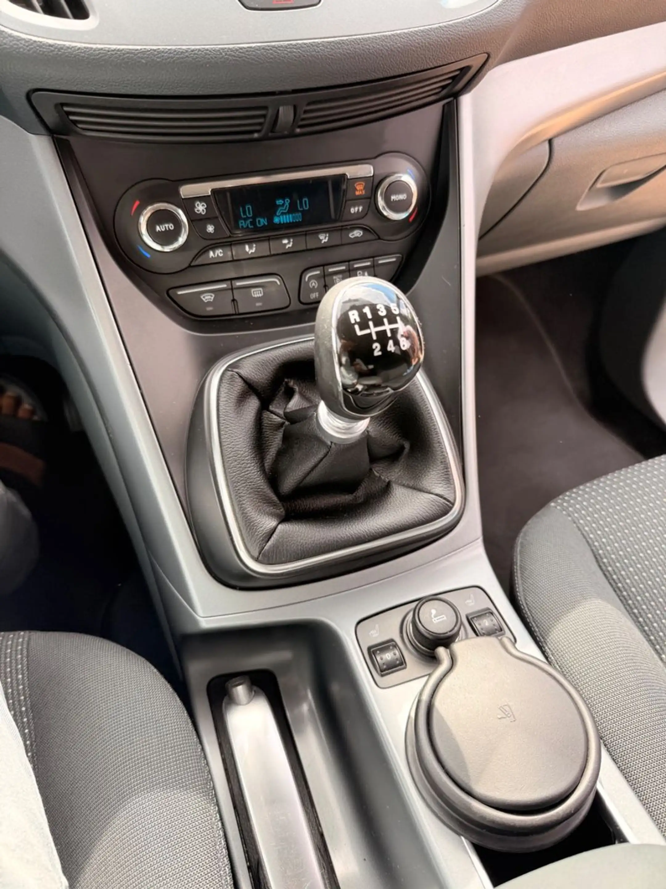 Ford Grand C-Max Grand C-MAX ,7 Sitze — photo 10