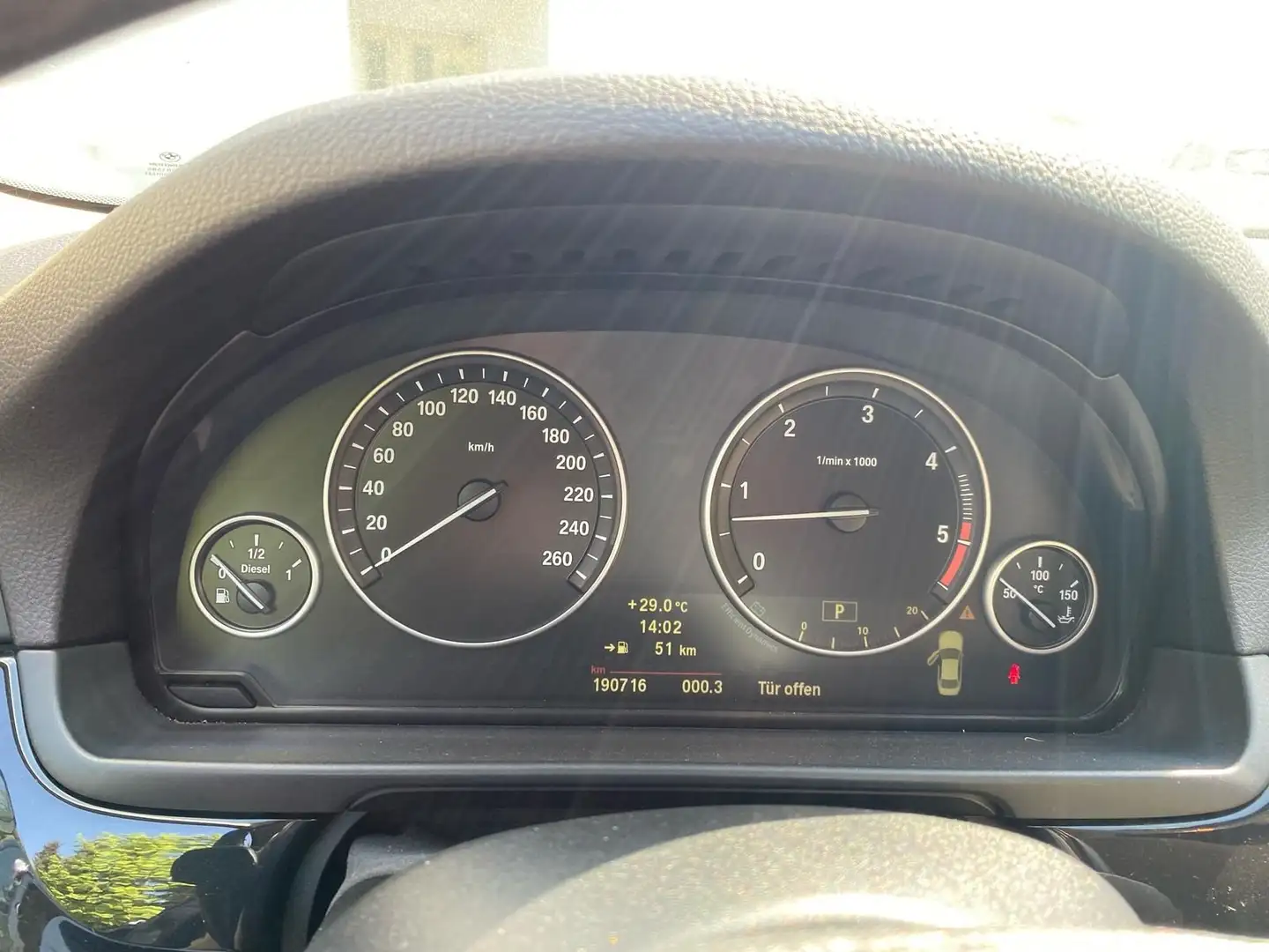BMW 530 d   Xenon Navi Bus. Klimaaut. Shz PDC Schwarz - 2