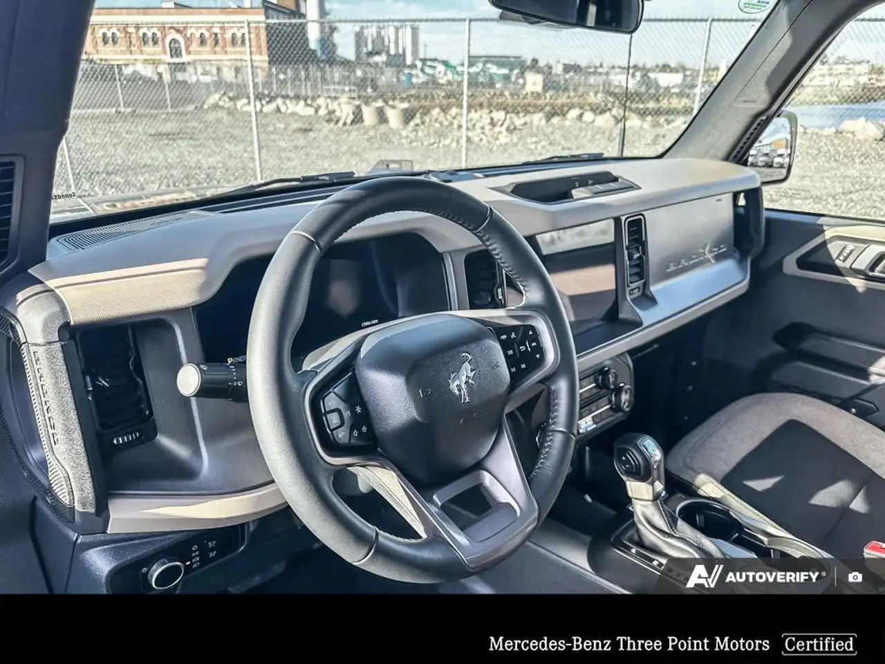 Ford Bronco снимка Ford Bronco