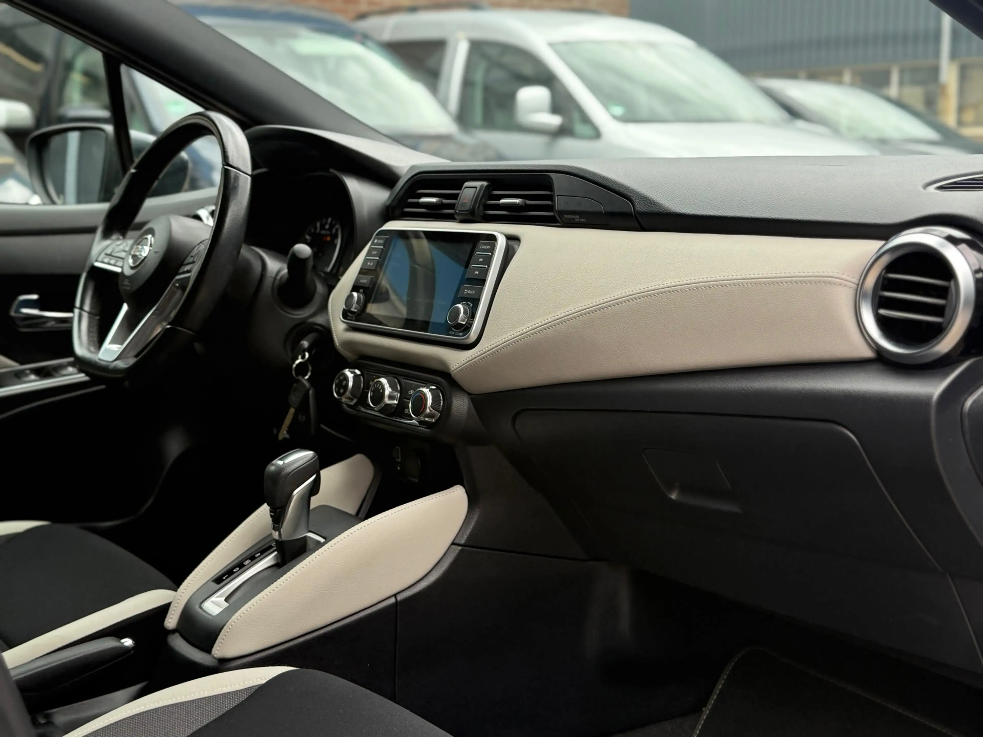 Nissan Micra 1.0 IG-T Tekna | Automaat | Nieuwe APK — photo 11