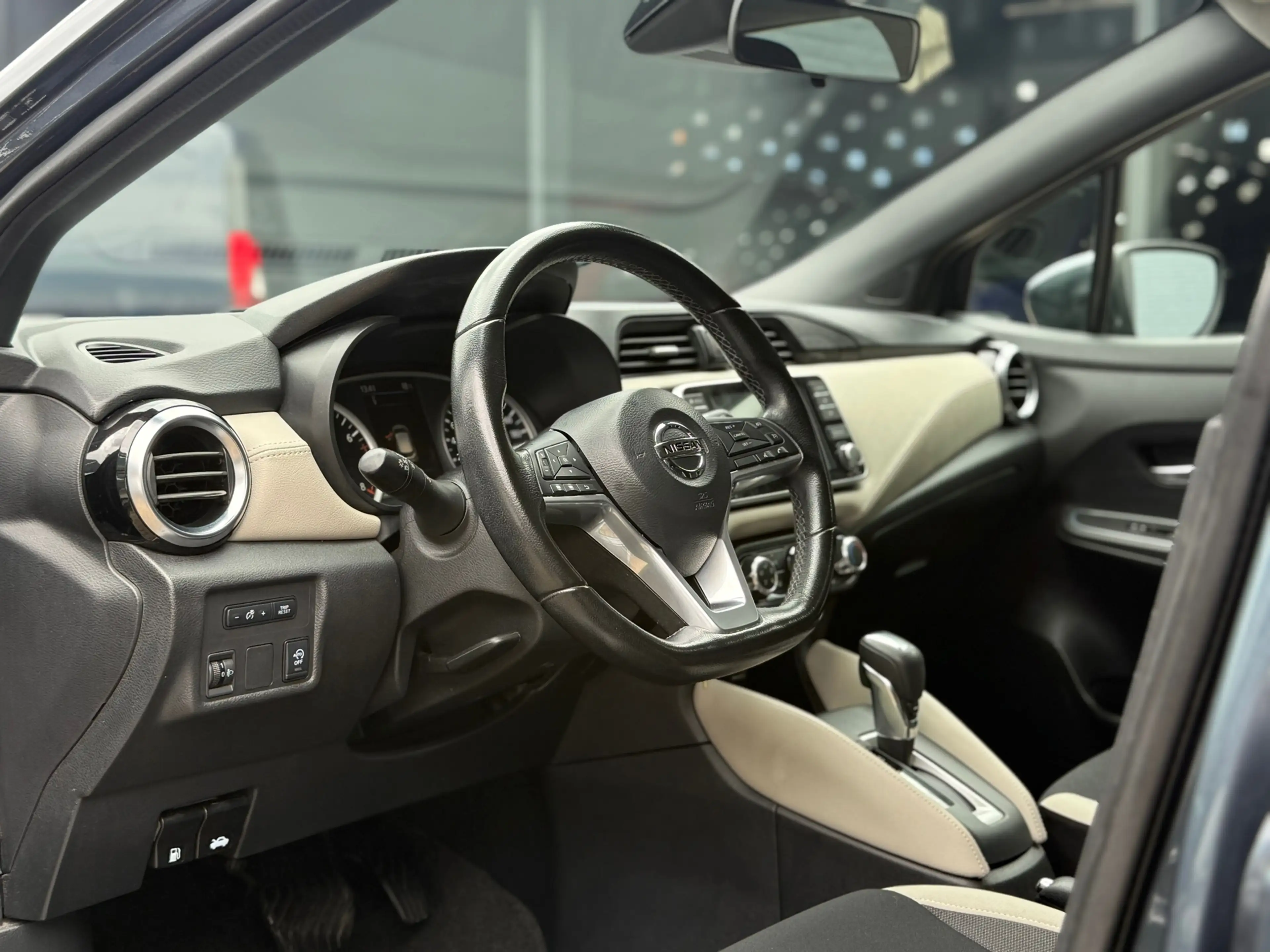 Nissan Micra 1.0 IG-T Tekna | Automaat | Nieuwe APK — photo 9