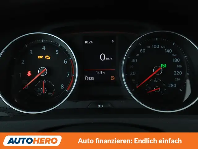 Volkswagen Golf view 20