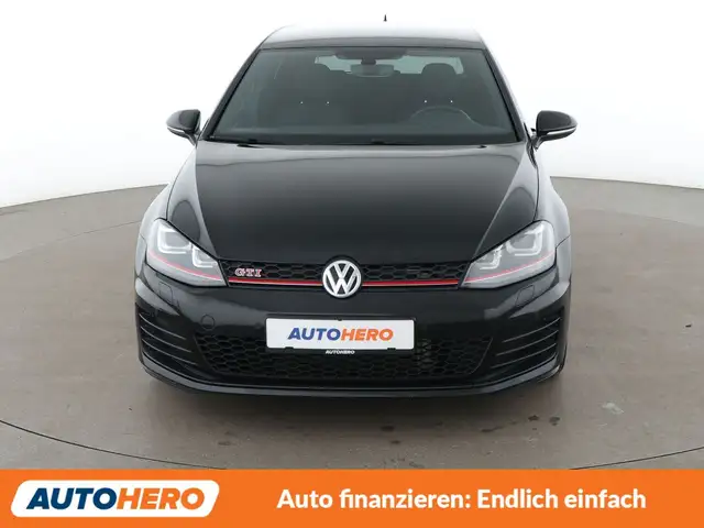 Volkswagen Golf view 9