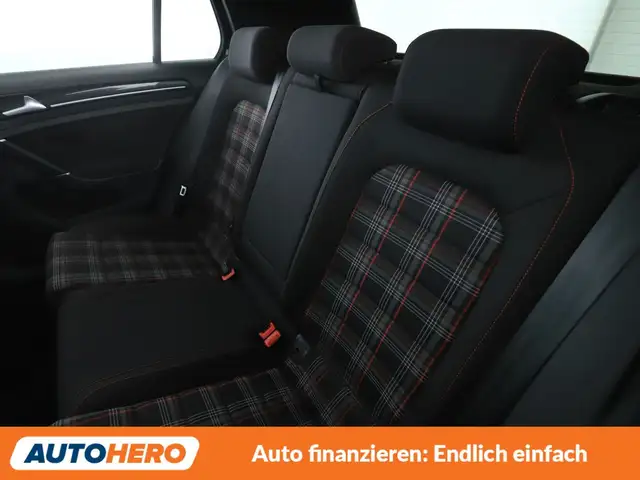 Volkswagen Golf view 14