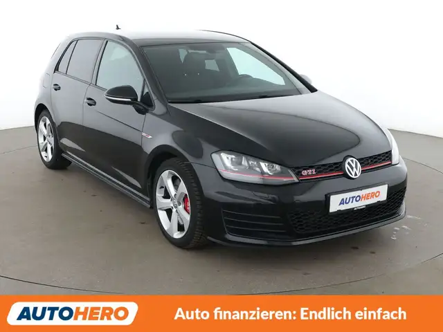 Volkswagen Golf view 8