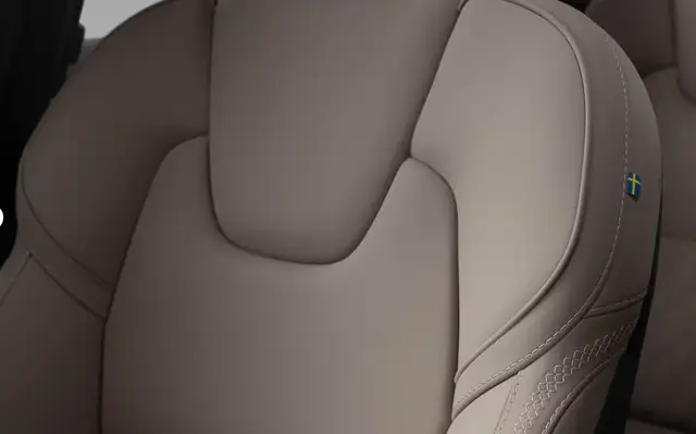 Volvo XC60 T6 AWD PHEV Ultra Bright Ansicht 13