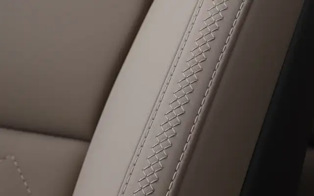 Volvo XC60 T6 AWD PHEV Ultra Bright Ansicht 18