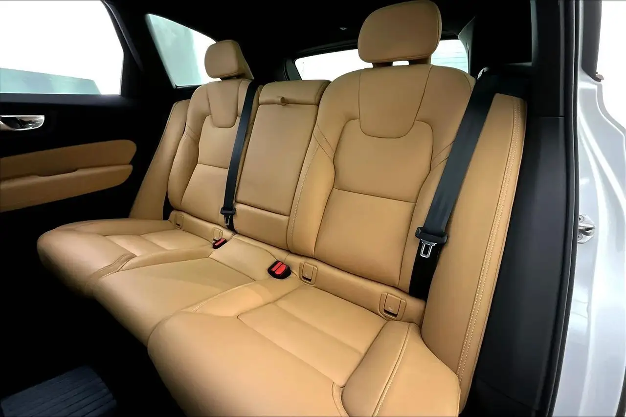 Volvo XC60 снимка Volvo XC60