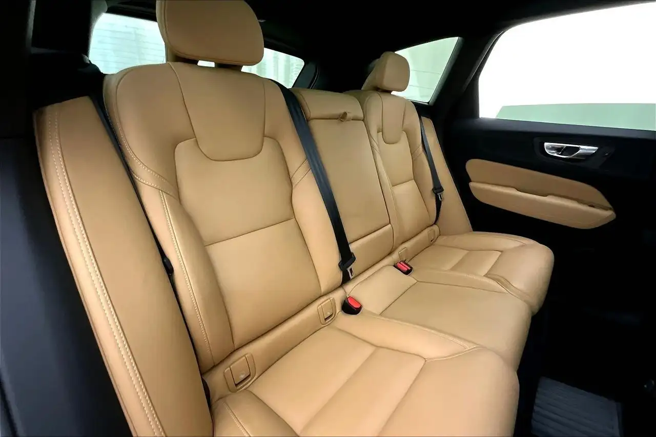 Volvo XC60 снимка Volvo XC60
