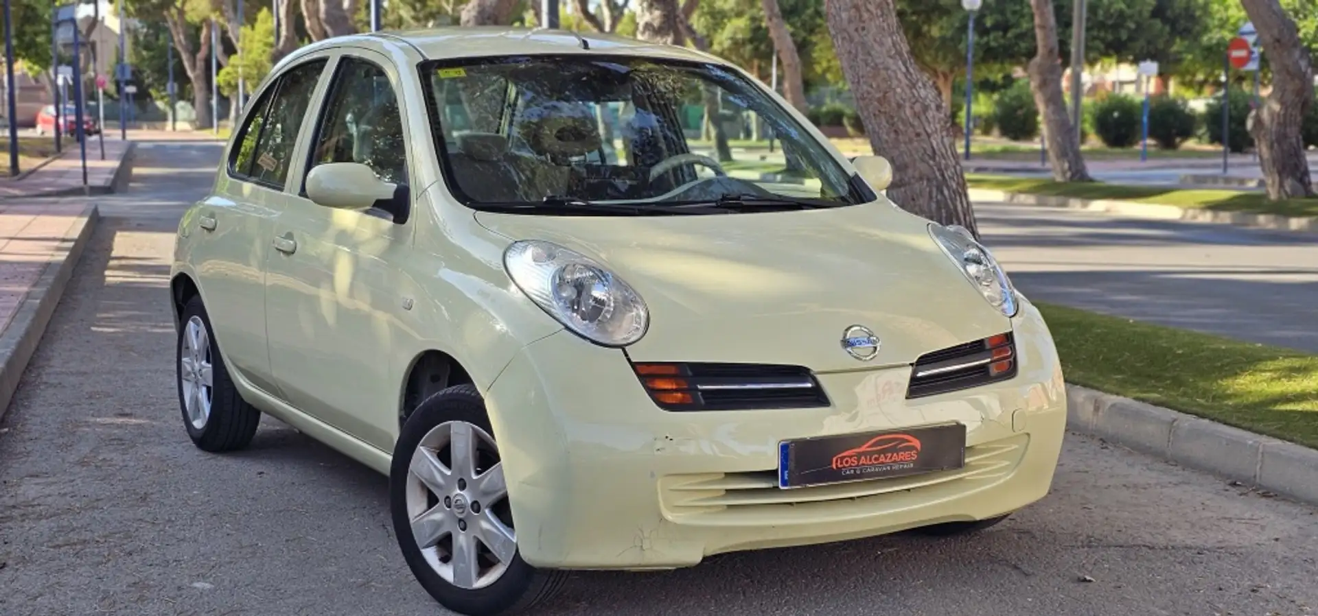 Nissan Micra 1.4 Acenta Aut. Beige - 1