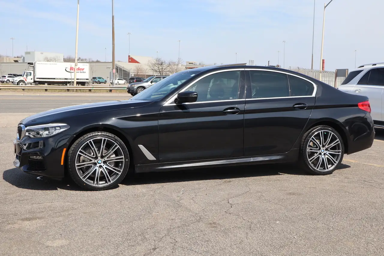 BMW 5 Series снимка BMW 5 Series