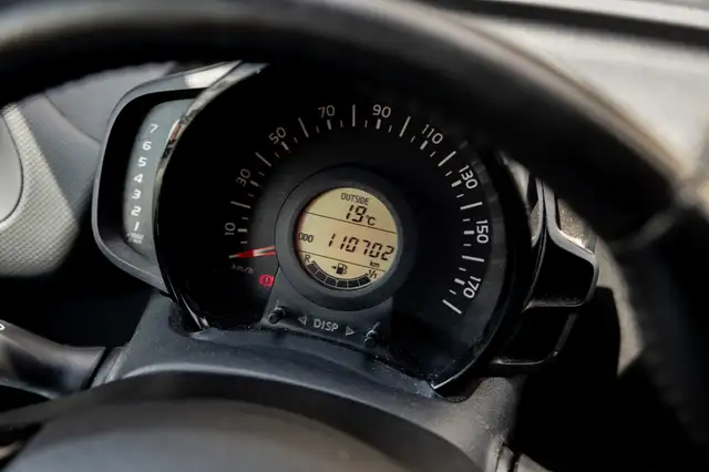 Citroen C1 view 14