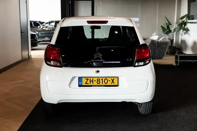 Citroen C1 view 9