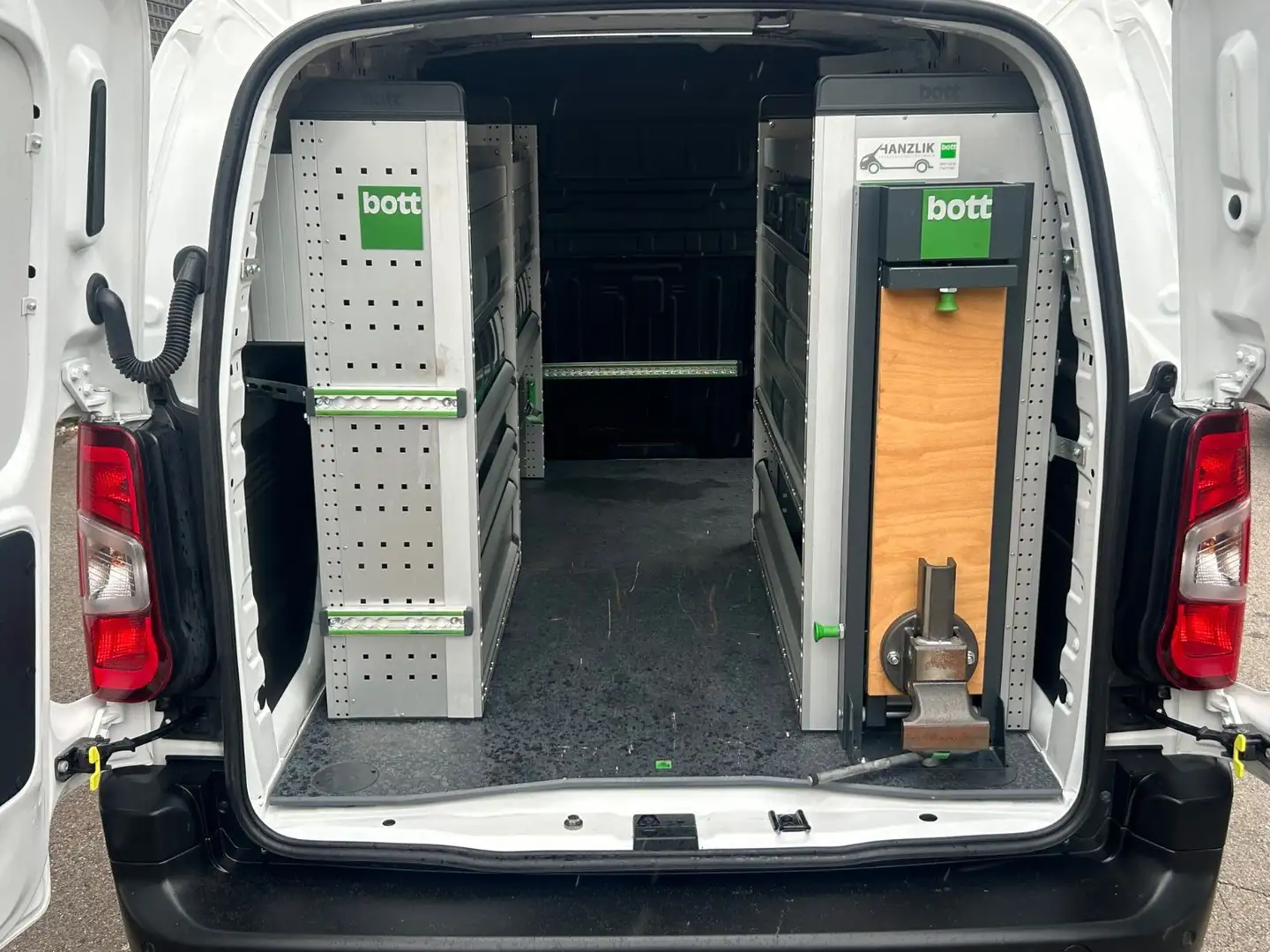 Peugeot Partner Premium L2 Regale Werkstatt Navi PDC Weiß - 1