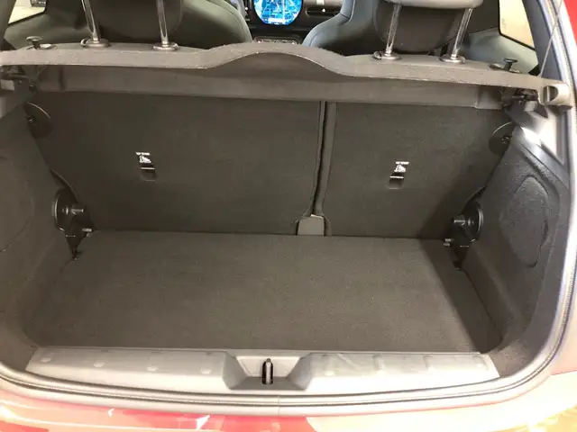 Mini Cooper Cooper view 10