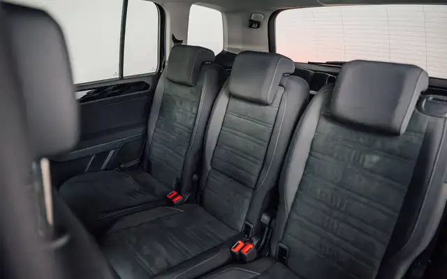 Volkswagen Touran view 9